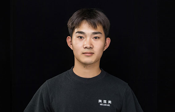 亮亮